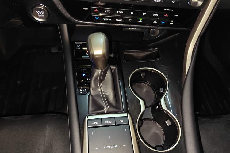 Used Lexus RX 2020 Revised Version 300 Two-Wheel Drive Elite Edition
