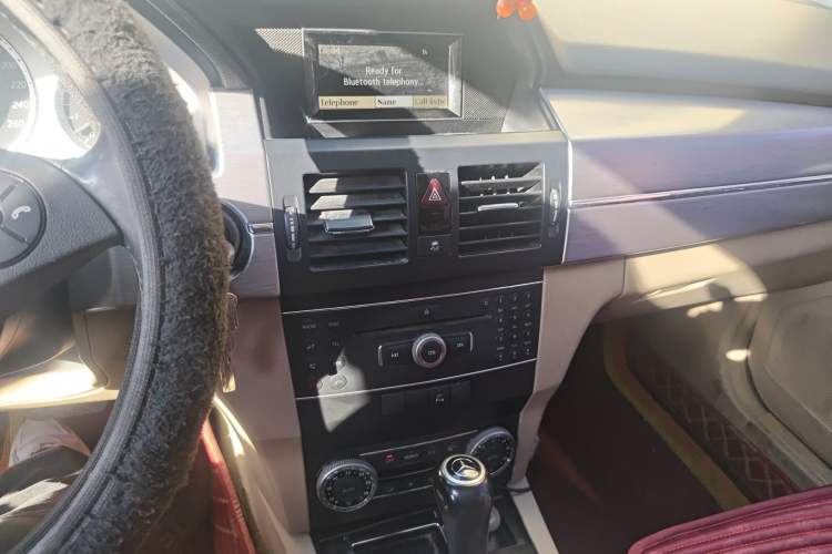 Used Mercedes-Benz GLK-Class 2011 GLK 300 4MATIC Fashion Model
