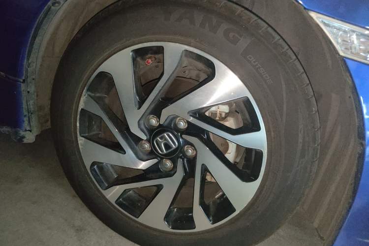 Used Honda Civic 2016 220TURBO CVT Luxury Edition
