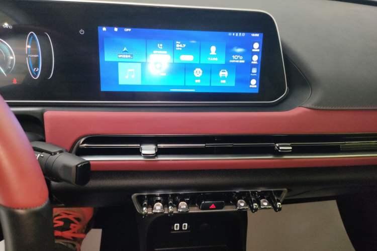 Used ORA Good Cat GT 2022 Mulan Edition 480km Long-Range续航 Audio And AC Panel