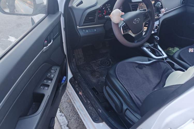 Used Hyundai Elantra (6th Generation / Lingdong) 2020 1.5L CVT Smart & Stylish – Elite Version
