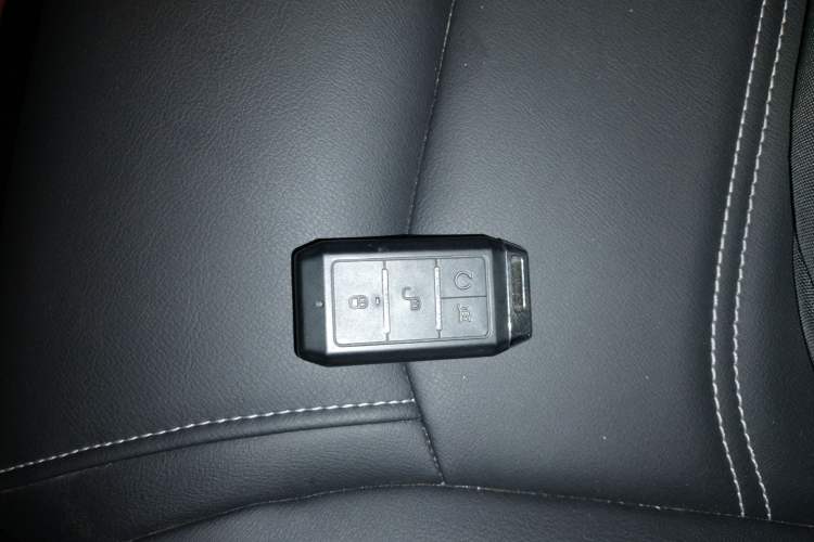 Used BYD Yuan New Energy 2019 EV535 Smart Connect Trendsetting Model
