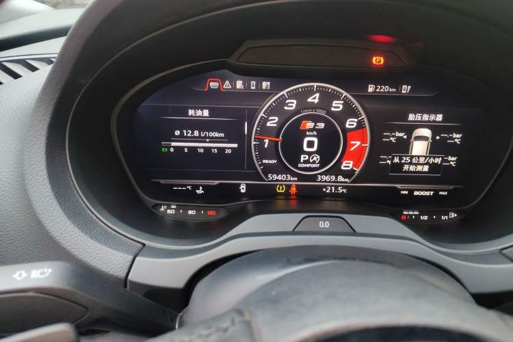 Used Audi A3 2019 Limousine 35 TFSI Sport Edition China V Emission Standard Odometer Close Up