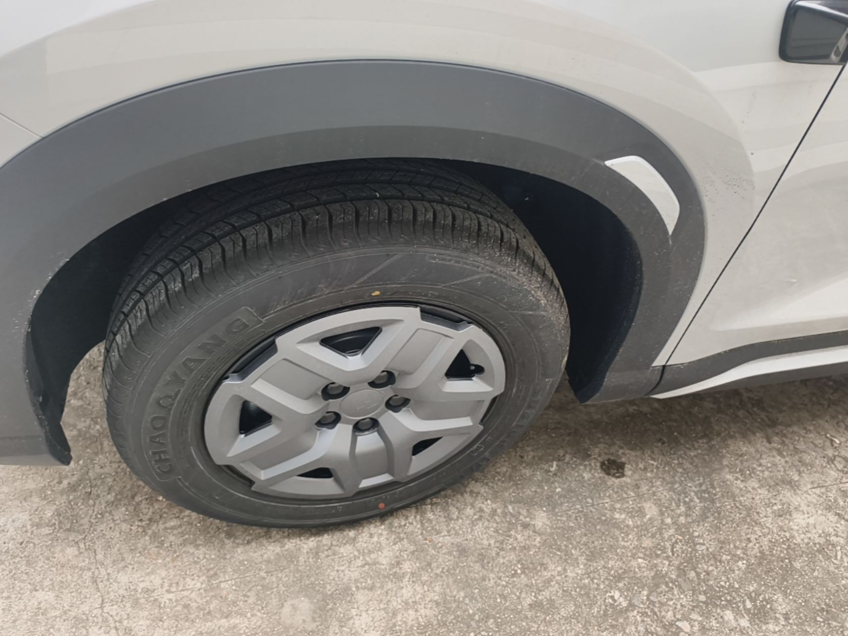 BYD Yuan UP 2027 Model Flying Edition 401KM Vitality Version — снимка 10