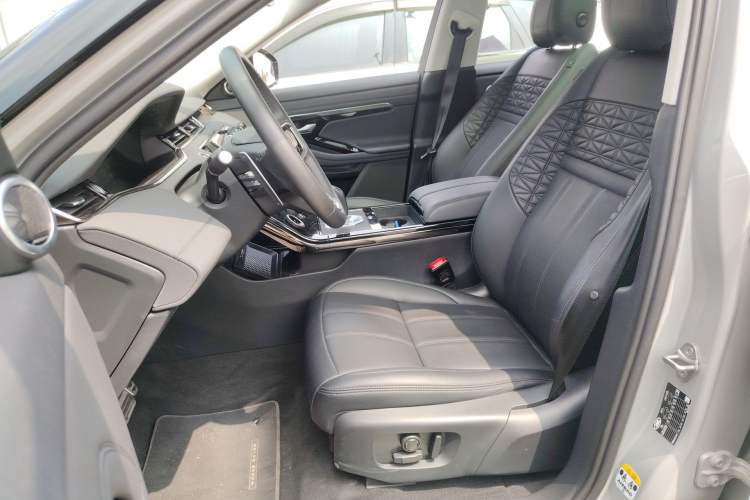 Used Land Rover Range Evoque 2023 Aurora L 249 PS Collins Antique Bronze Special Edition Left Front Seat