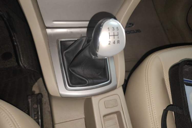 Used Ford Focus 2013 Sedan Classic 1.8L Manual Base Model
