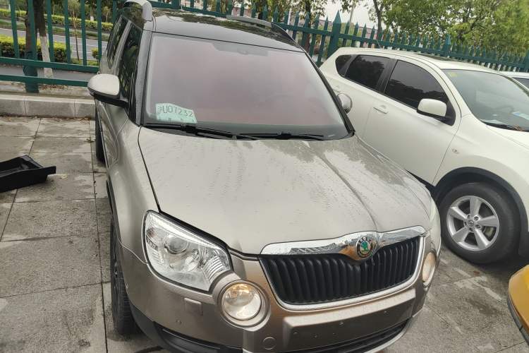 Used Skoda Yeti 2013 1.8T DSG Prestige Edition Front