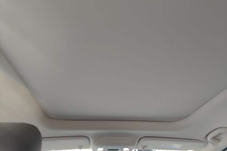 Used Buick Envision 2021 Encore Plus 652T Five-Seat Luxury Model Headliner