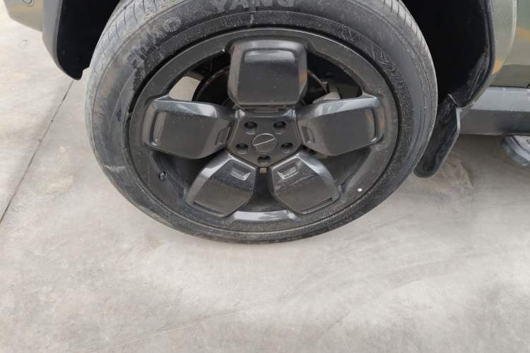 Used iCAR V23 2025 501 Four-Wheel Drive Intelligent Driving Version
