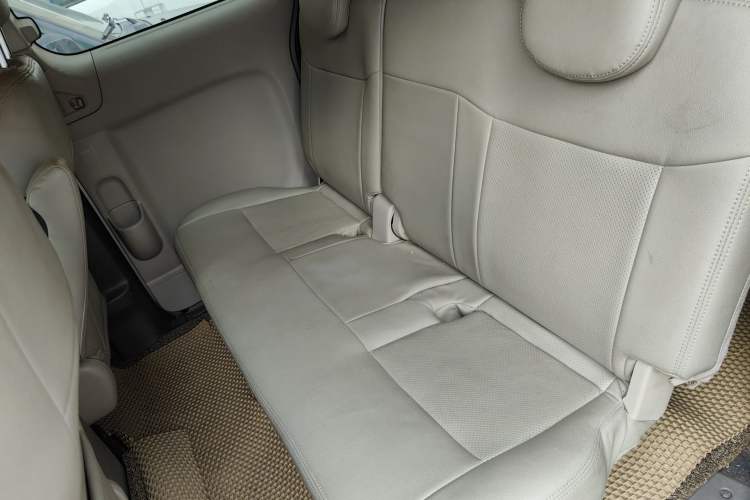 Used Nissan NV200 2016 Revised Version 1.6L CVT Luxury Edition Left Rear Seat