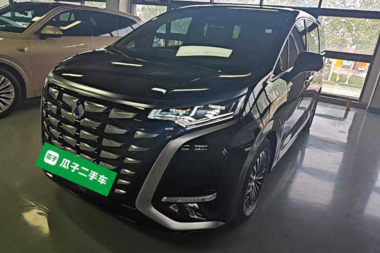 Used Denza D9 2024 DM-i 1050 Luxury Model