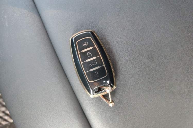 Used Haval M6 2021 PLUS 1.5T DCT Luxury Smart Connectivity Model