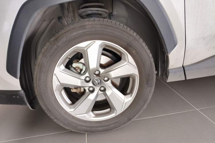 Used Toyota RAV4 2021 Dual-Engine 2.5L E-CVT Two-Wheel Drive Elite Edition