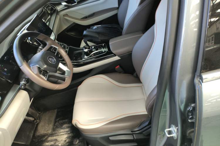 Used BYD Qin PLUS 2023 Champion Edition DM-i 120KM Leading Model
