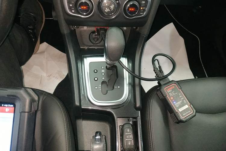 Used Citroen C4L 2013 1.6 THP Automatic Impression Edition
