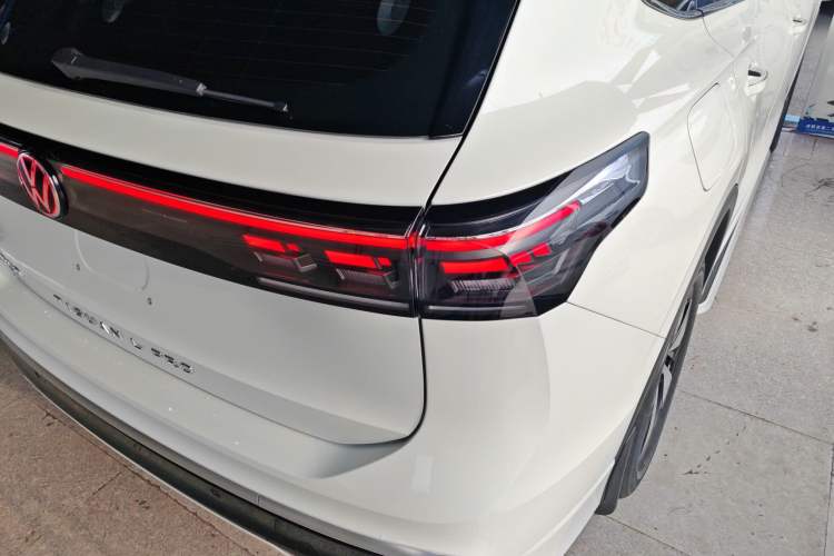 Used Volkswagen Tiguan L 2024 PRO 330TSI Two-Wheel Drive Smart Drive Edition
