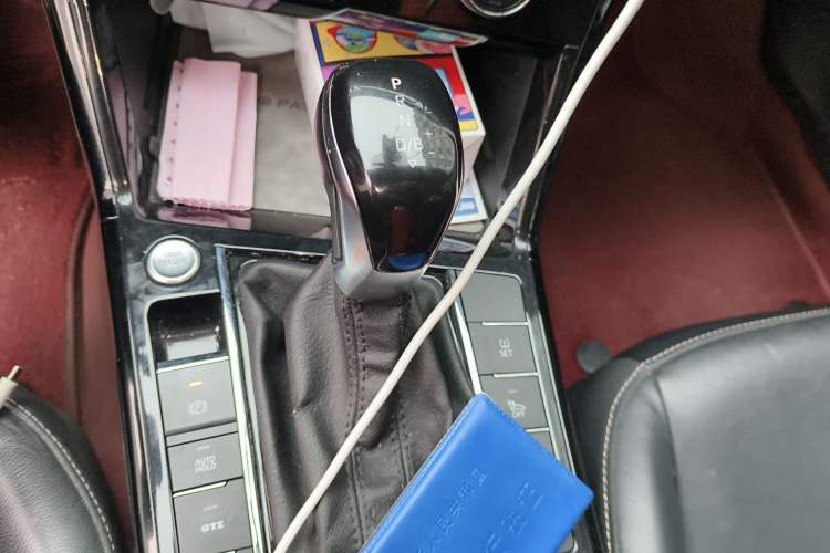 Used Volkswagen Passat New Energy 2019 430 PHEV Hybrid Elite Edition Gear Lever