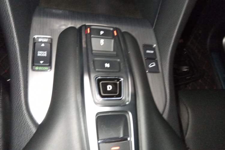 Used Honda Avancier 2023 370TURBO Two-Wheel-Drive Luxury Edition Gear Lever