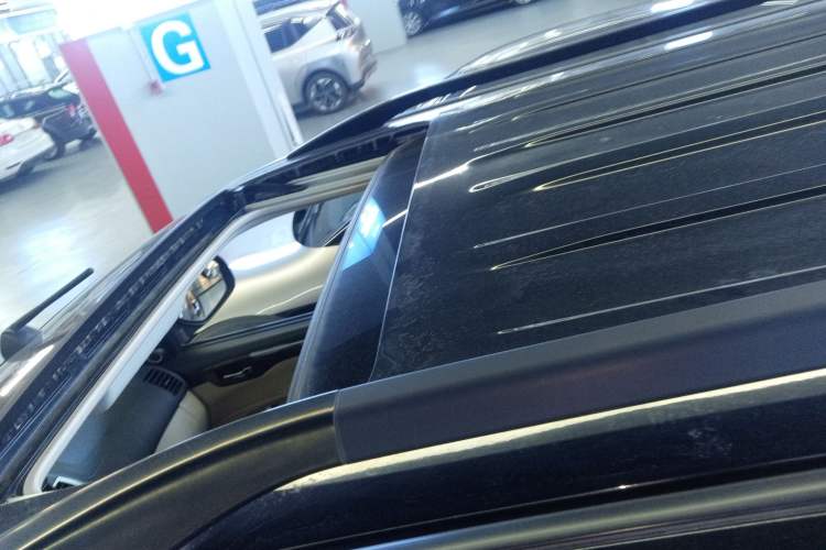 Used Mitsubishi Pajero Sport 2013 3.0L Automatic Two-Wheel Drive Luxury Edition