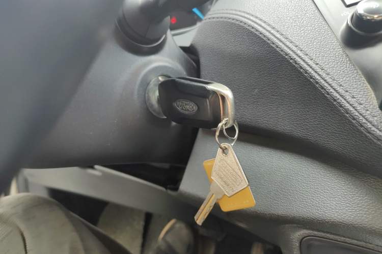 Used Ford Escort 2015 1.5L Automatic Fashion Model