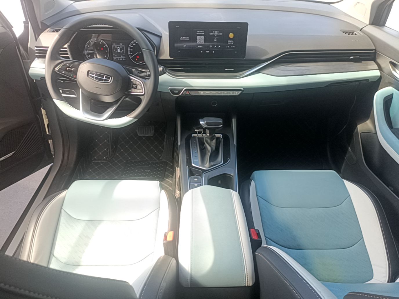 Geely Auto Emgrand S 2022 1.4T CVT Crossover Player Edition — снимка 12