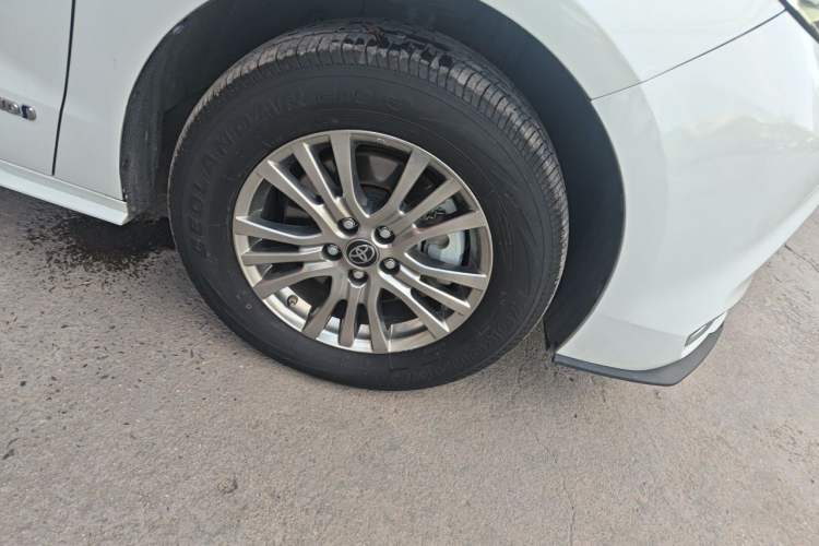 Used Toyota SIENNA 2021 2.5L Hybrid Comfort Edition
