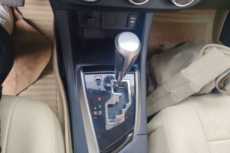 Used Toyota Levin 2014 1.8 GS CVT Elite Edition Gear Lever