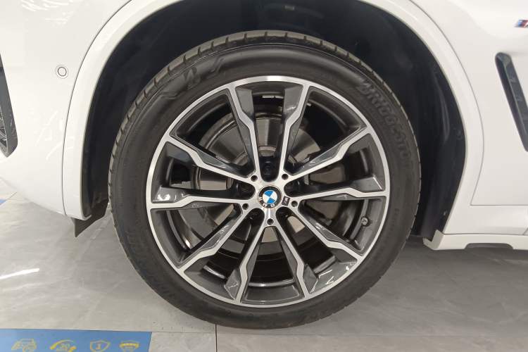 Used BMW X3 2023 Restyled xDrive30i Leading Edition M Night Sky Package
