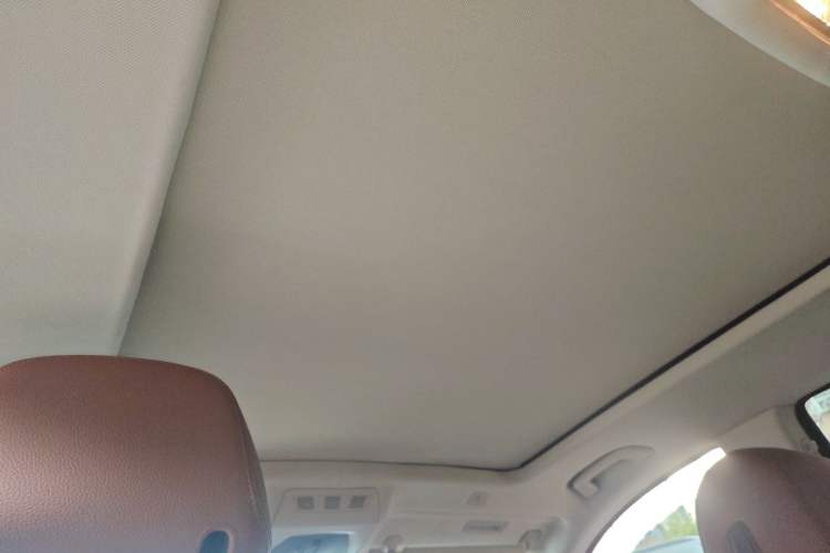 Used BMW 5 Series GT 2014 528i Leading Model
