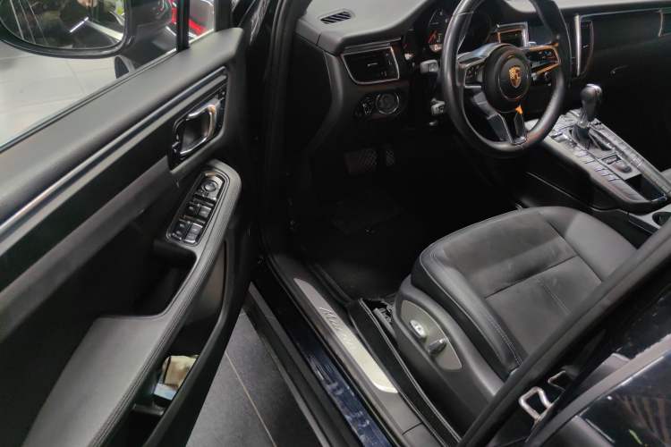 Used Porsche Macan 2014 Macan 2.0T Driver Seat