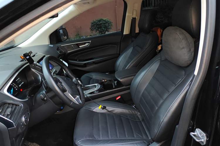 Used Ford Edge 2018 EcoBoost 245 Two-Wheel-Drive Titanium 7-Seater China V Standard