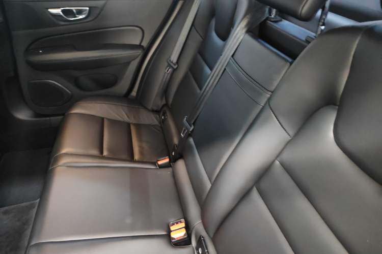 Used Volvo S60 2020 T4 Zhiyi Luxury Edition Left Rear Seat