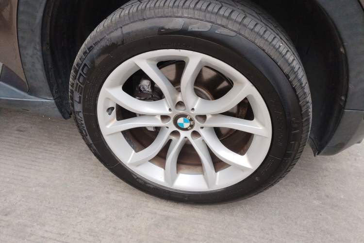 Used BMW X5 2011 xDrive35i Leading Model