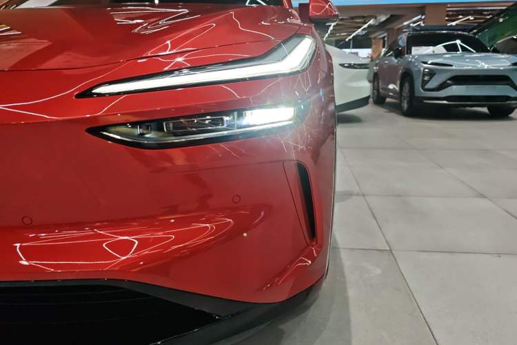 Used ONVO L60 2024 60 kWh Rear-Drive Version