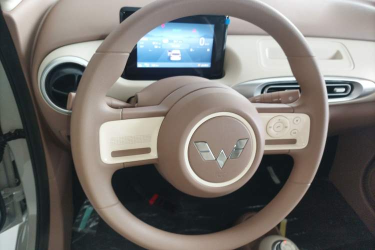 Used Wuling Hongguang MINIEV 2025 Four-Door Version Advanced Edition