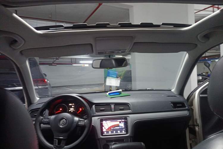 Used Volkswagen Gran Lavida 2014 1.4TSI Automatic Sport Edition