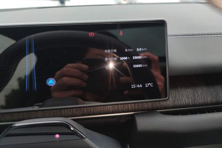 Used Nio ES6 2024 75 kWh
