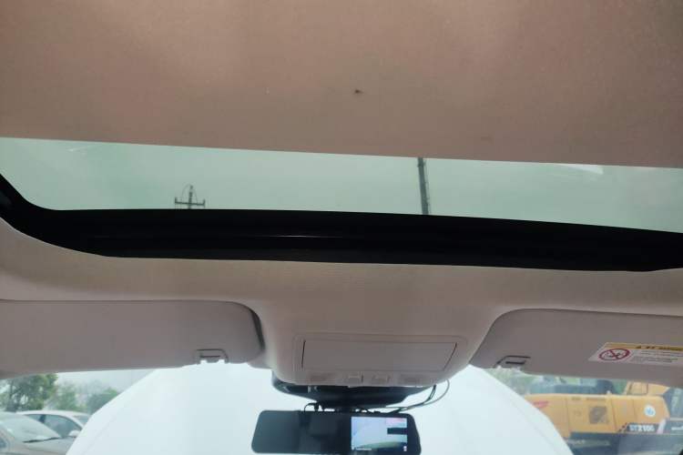 Used Ford Escape 2020 EcoBoost 245 Two-Wheel-Drive Titanium Edition Headliner