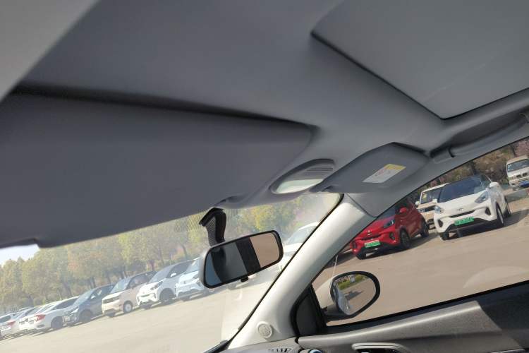 Used Chery QQ Little Ant 2022 Sweet Pink Edition Full-Sugar Version 3-Cell Lithium 30kW 301km
