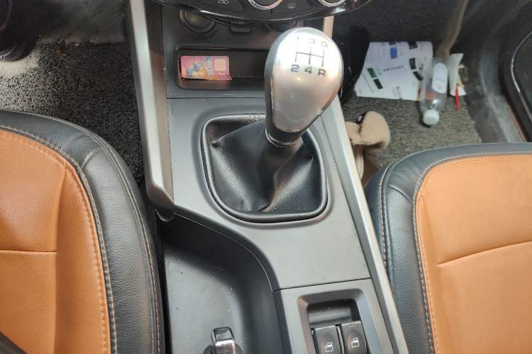 Used Haima S5 2016 1.6L Manual Luxury Tech Edition Gear Lever
