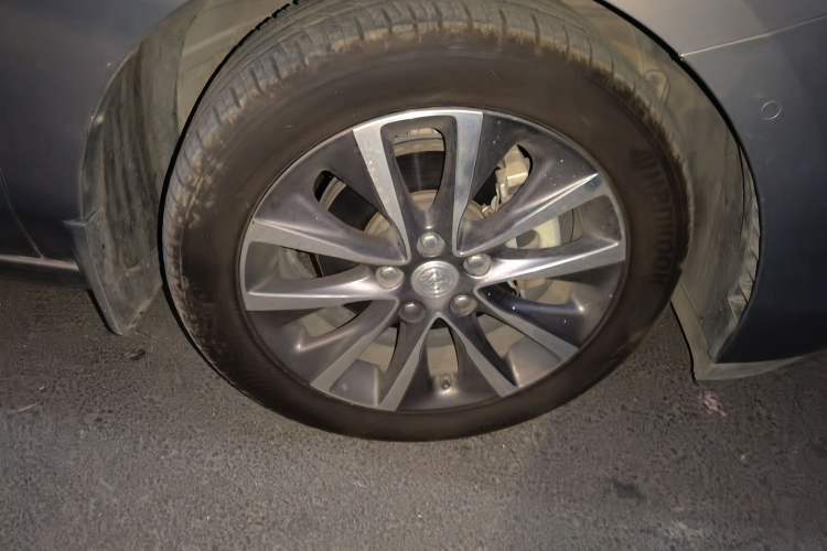 Used Buick GL6 2018 18T 6-Seater Prestige Model
