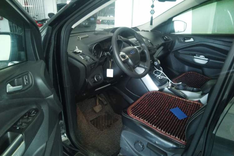 Used Ford Kuga 2015 1.5L GTDi Two-Wheel-Drive Comfort Model