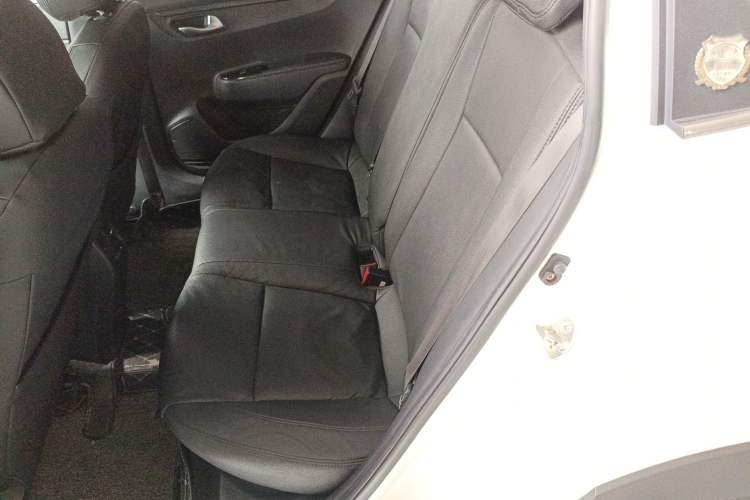 Used Kia KX Cross 2017 1.4L AT GLS
