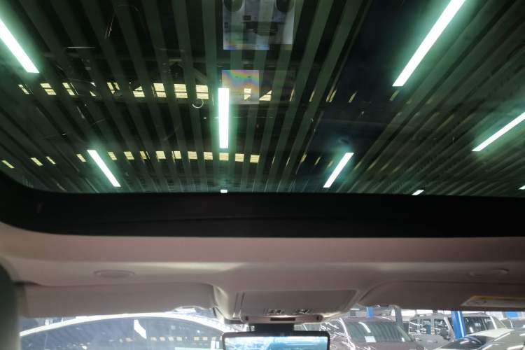 Used Land Rover Range Rover Evoque 2023 Aurora L 249 PS Luxury Edition