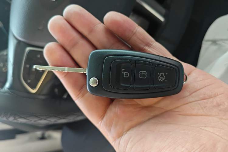 Used Ford Focus 2017 Sedan 1.6L Automatic Fashion Edition Smart Drive Version