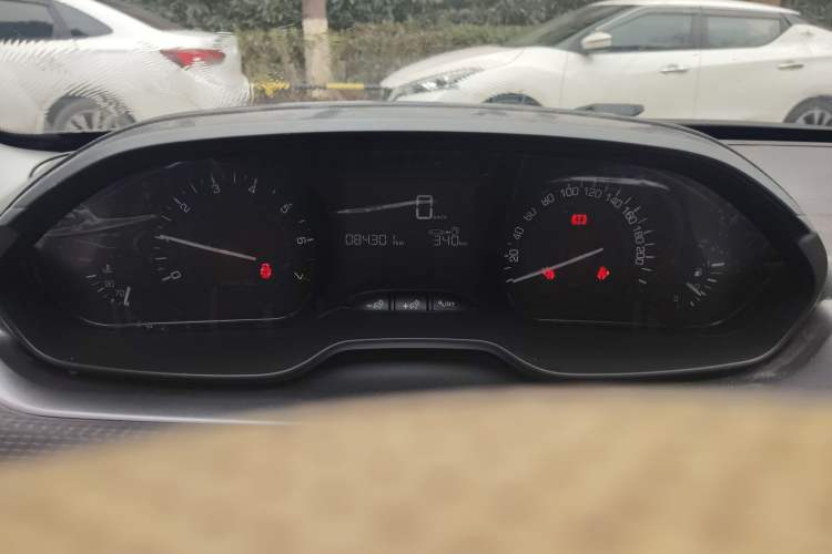 Used Peugeot 2008 2014 1.6L Manual Trend Edition