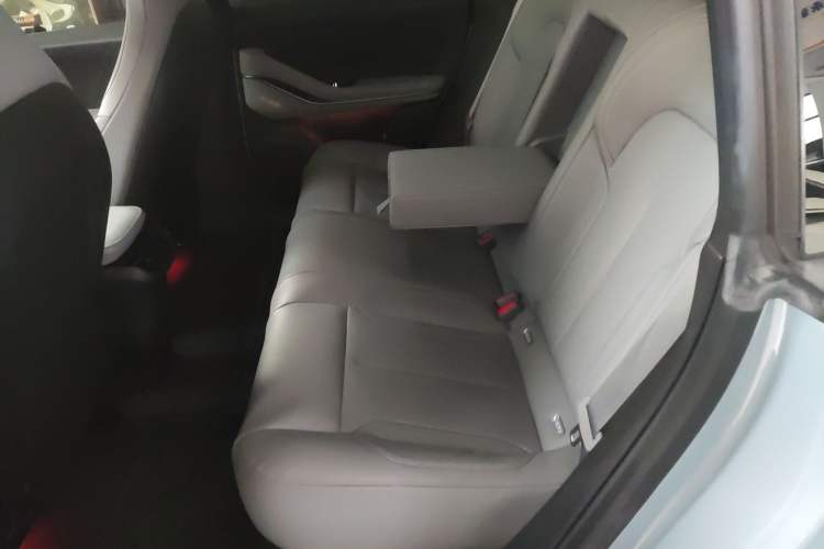 Used Nio ET5 2022 75 kWh Left Rear Seat