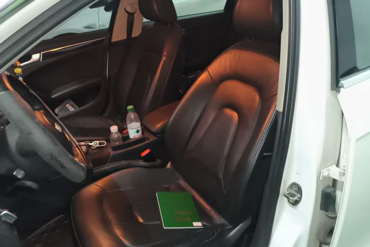 Used Audi A4L 2013 35 TFSI Automatic Comfort Model
