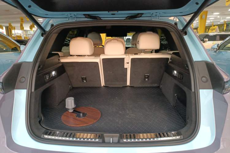 Used Li Auto L7 2024 Ultra Model Trunk