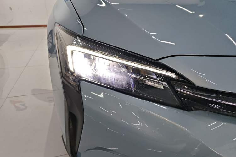 Used Buick Velite 6 2019 Connected & Smart Edition Right Front Headlight